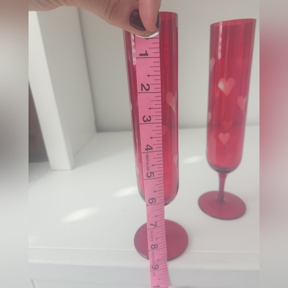 Pier 1 Vintage Etched Red Heart Champagne Flutes Set Of 2 - Picture 3 of 14